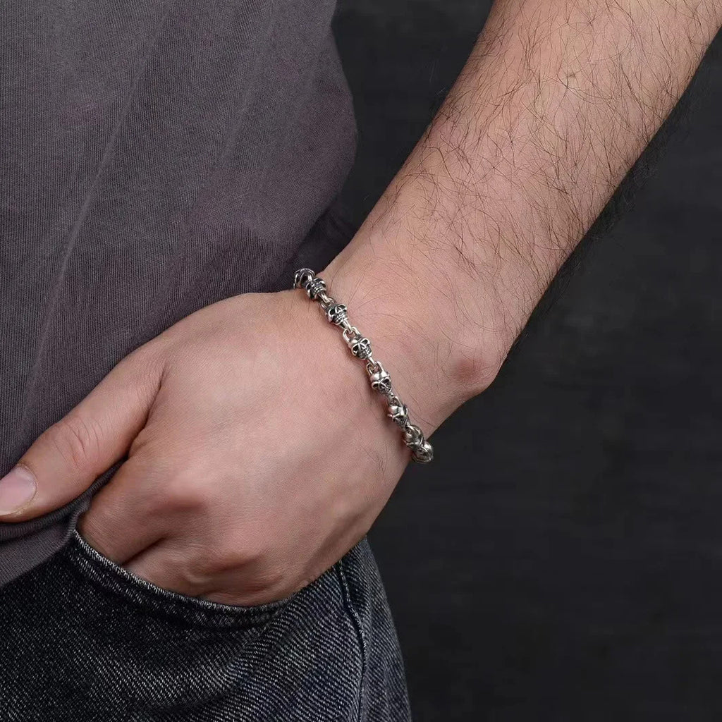 Silverfärgat armband med skallar av äkta sterling silver 925