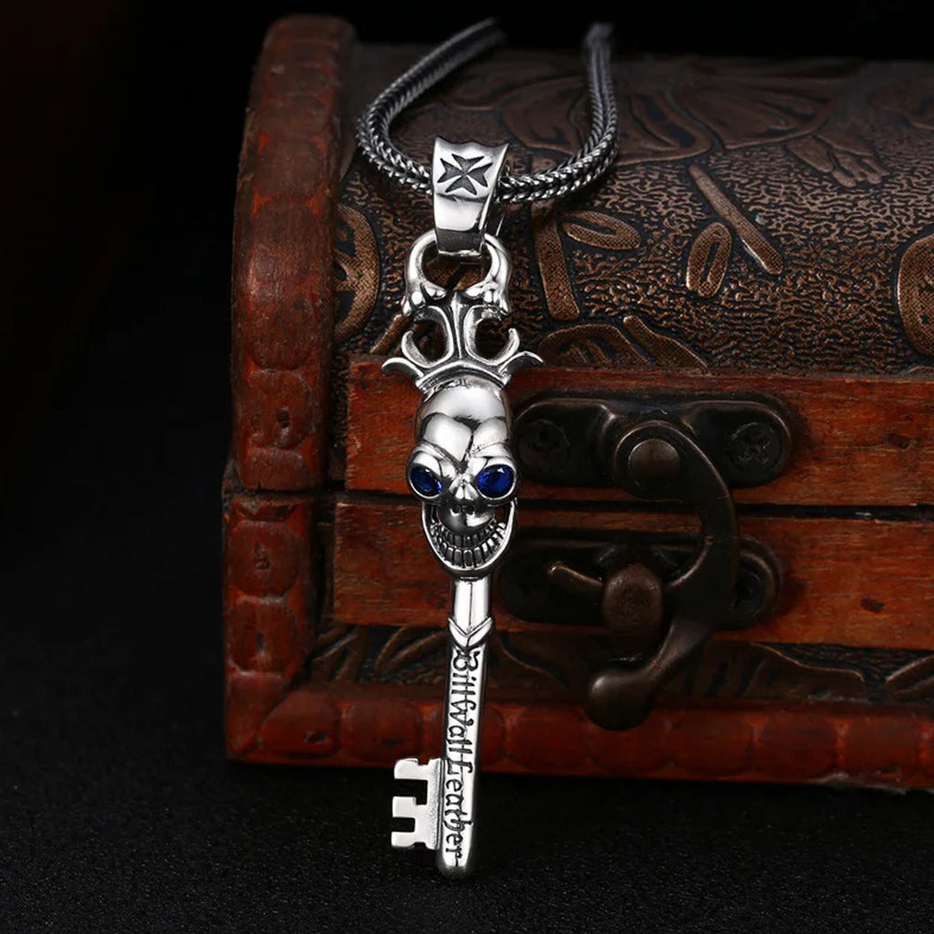 Silverfärgat dödskalle nyckel smycke av sterling silver