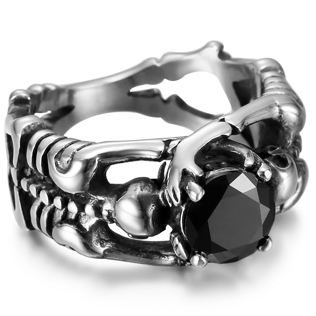 Förlovningsring med dödskallar och svart diamant