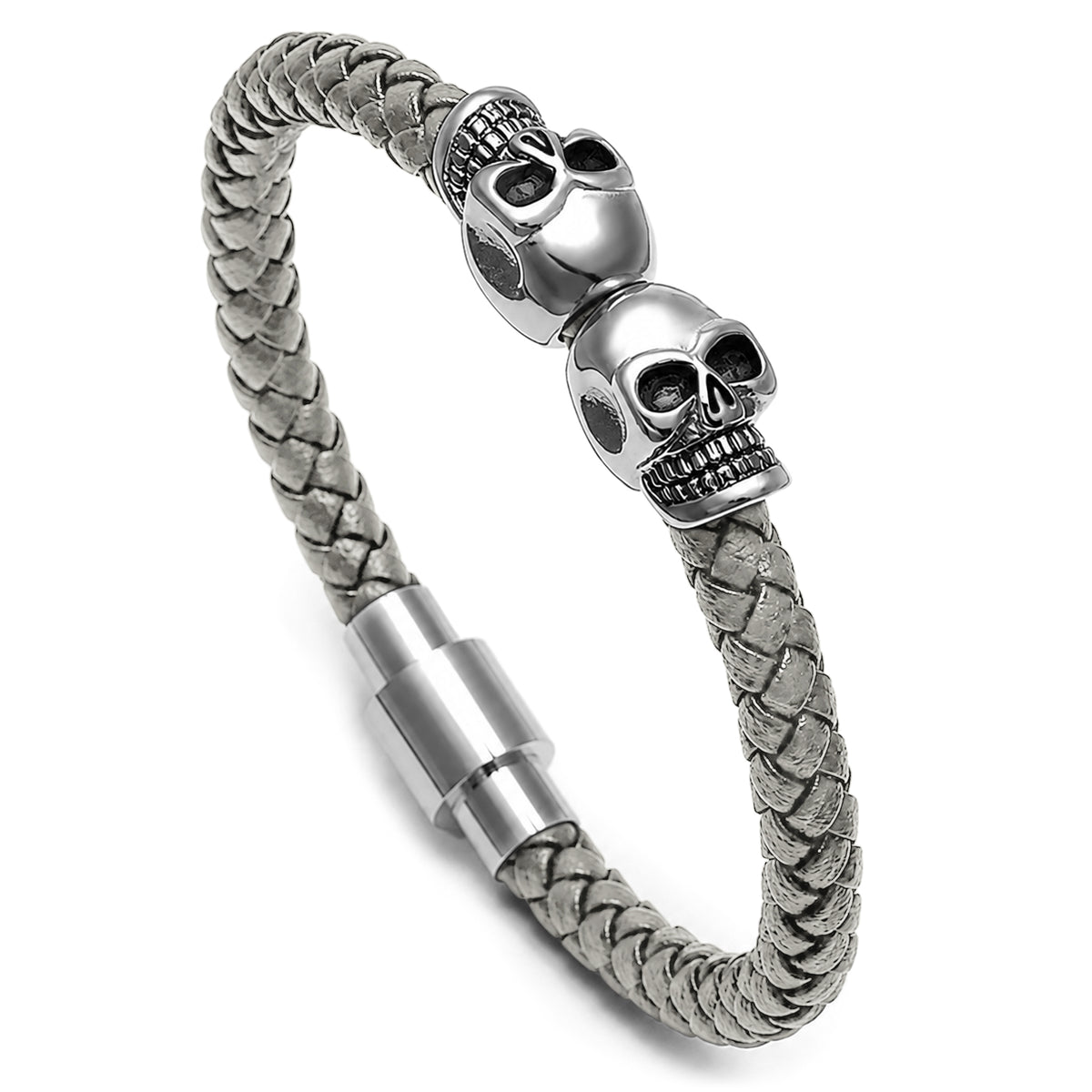 Grått läderarmband av äkta läder med två dödskallar av rostfritt stål