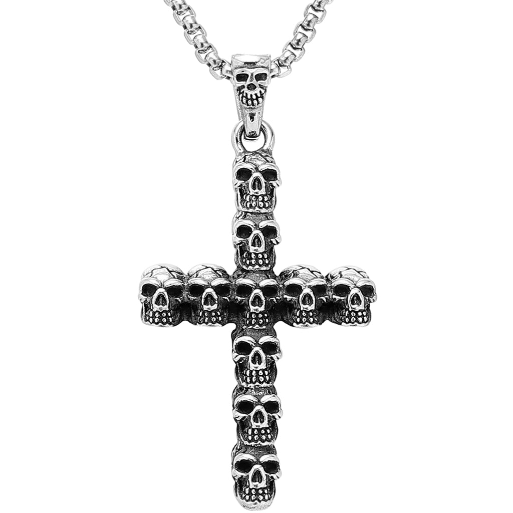 Silverfärgat kors halsband där korsarmarna utgörs av spruckna dödskallar