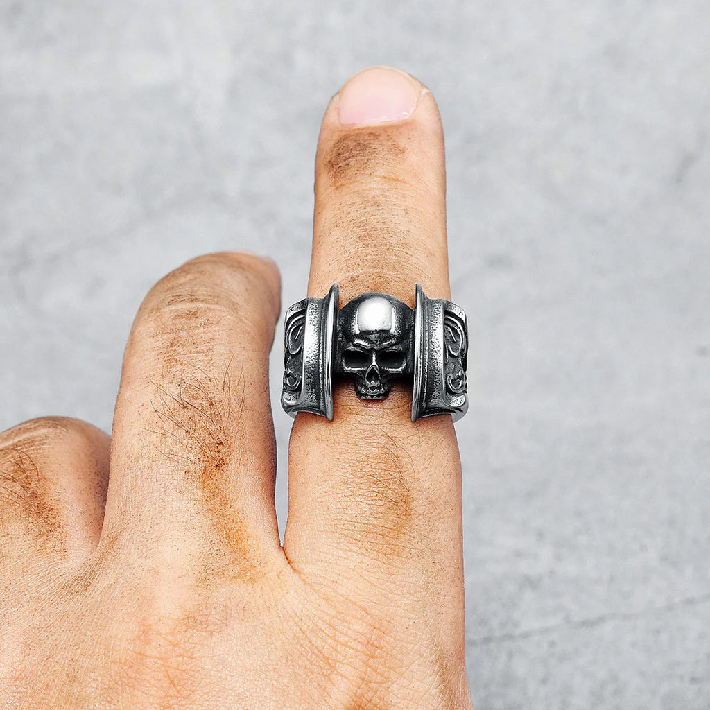 Herring med dödskalle i stål