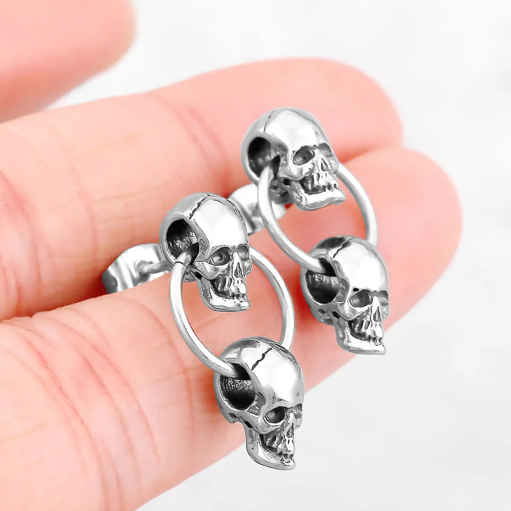 Dödskalle Öronstift Med Dödskalle Hängen