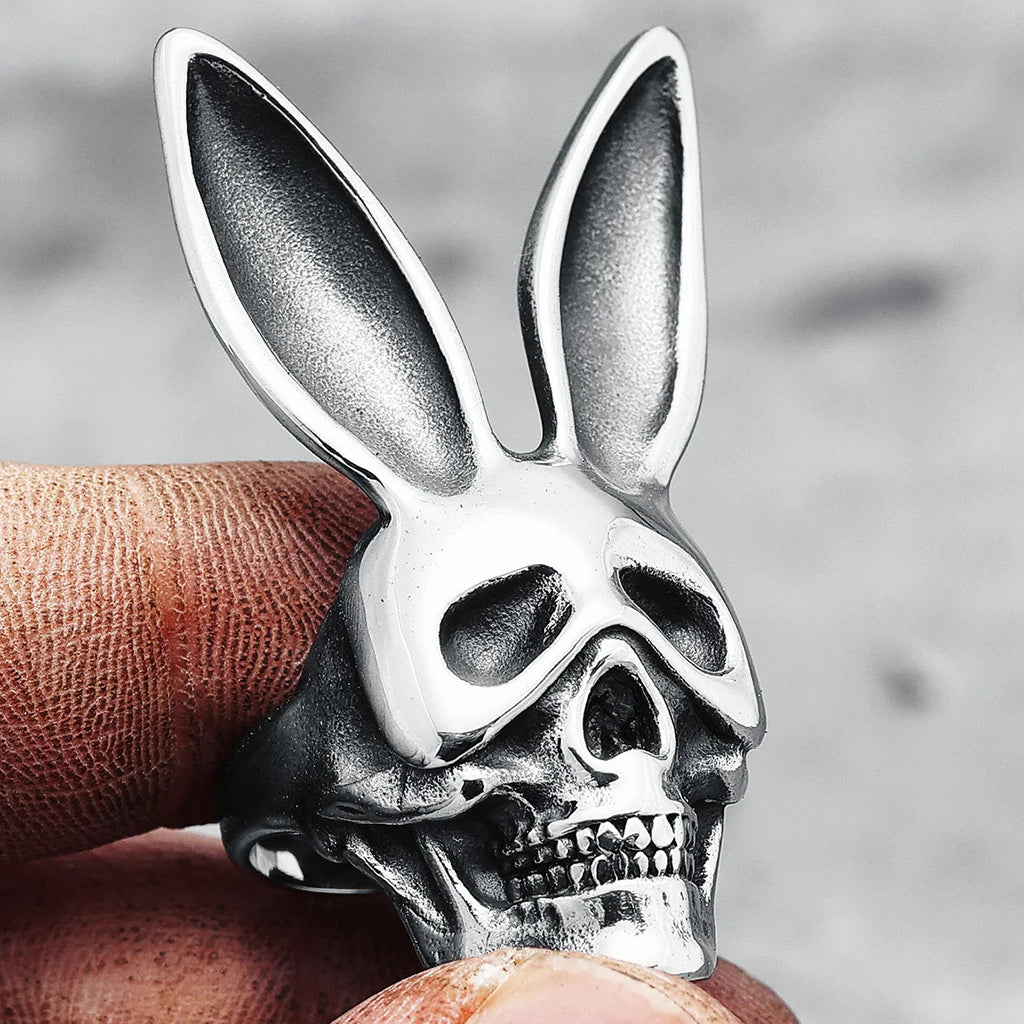 Ring dödskalle med kaninmask