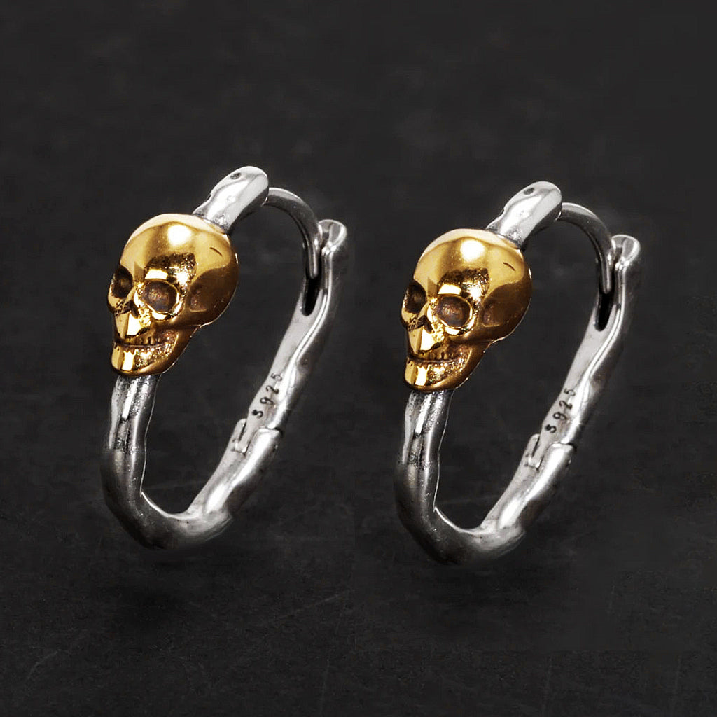 Silver- och guldfärgade kranium ringörhängen av äkta silver