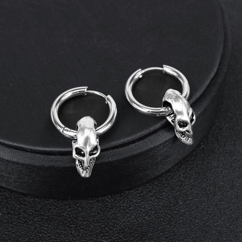 Stålörhängen Djurskalle