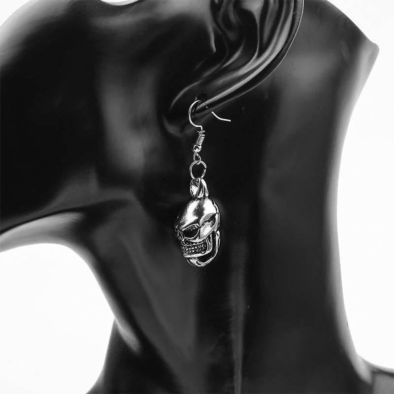 Dödskalle Örhängen Broken Skulls (Stål)
