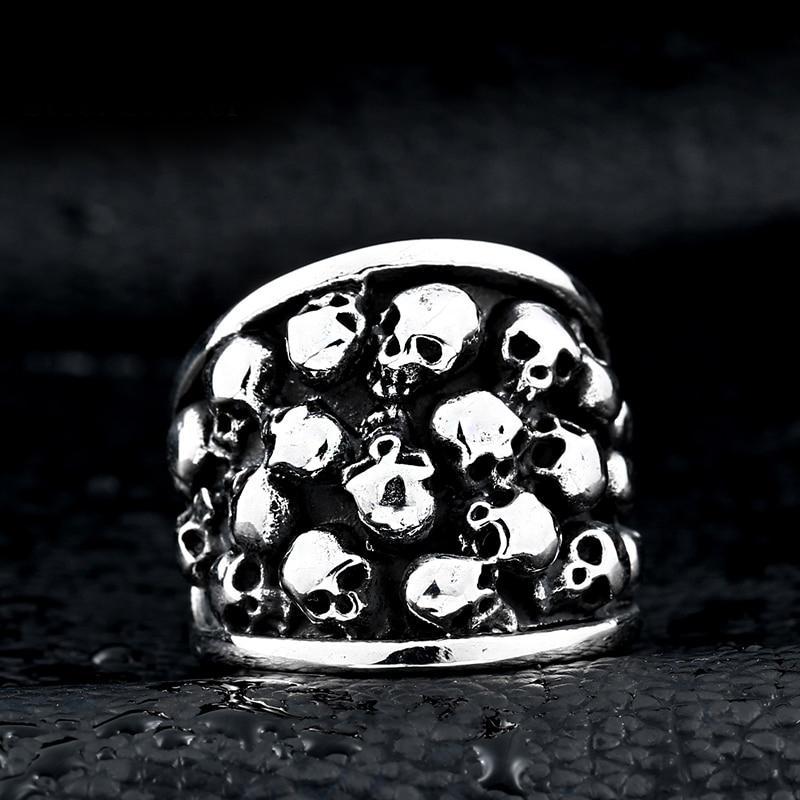 Dödskallar På Ring