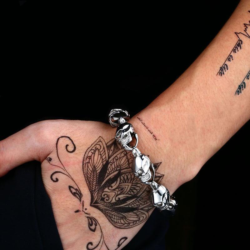 Armband Med Dödskallar