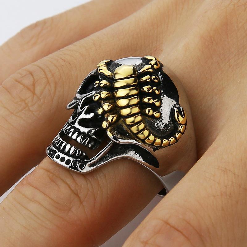 Ring Kranium Med Skorpion