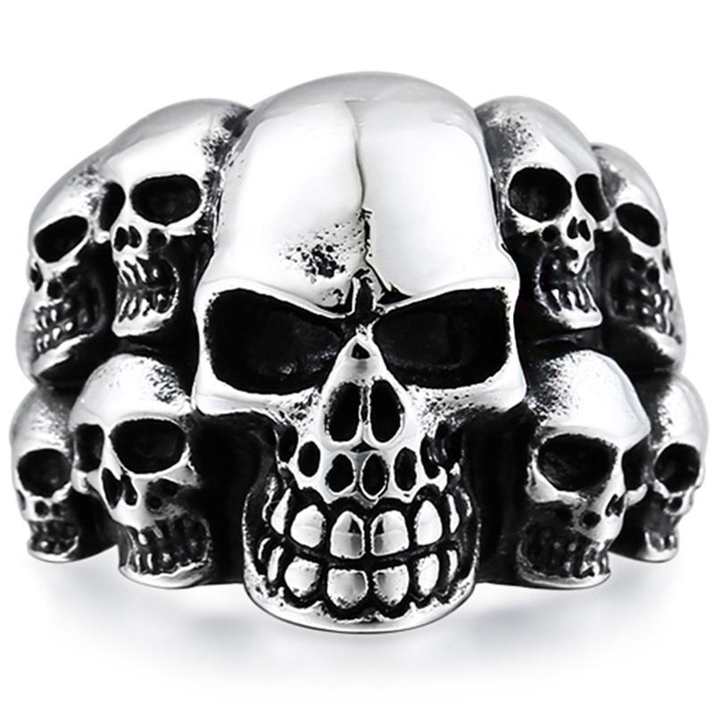 Ring Staplade Dödskallar