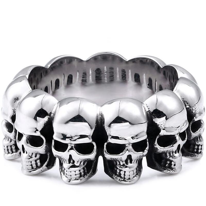 Ring Staplade Dödskallar