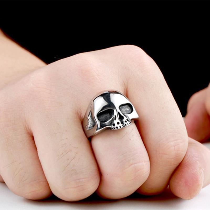 Maskulin Dödskallering