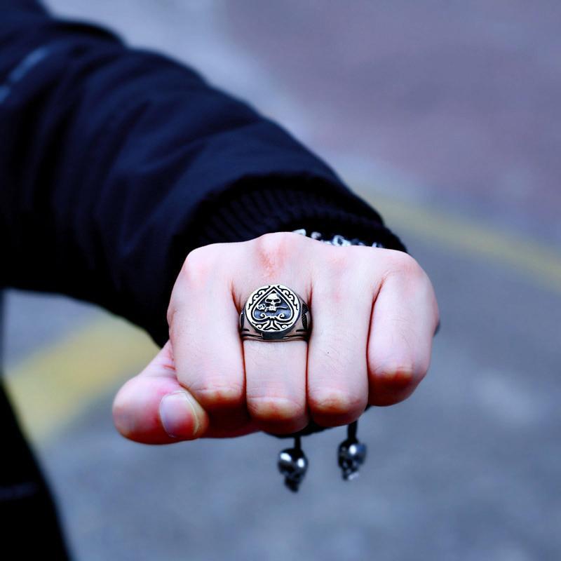 Dödskallering Spader Ess (Stål)