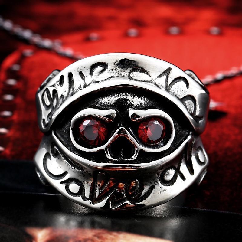 Ring Dödskalle Röda Ögon