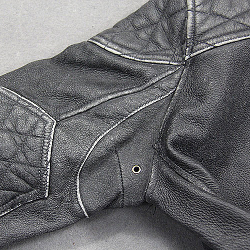 Grå Biker Skinnjacka Med Dödskalle Ryggmärke