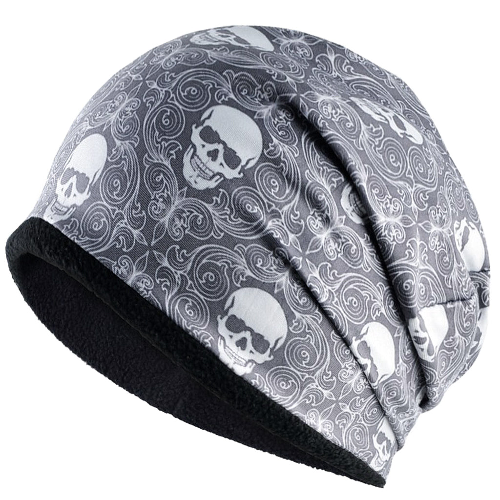 Grå Mössa Med Vita Dödskallar