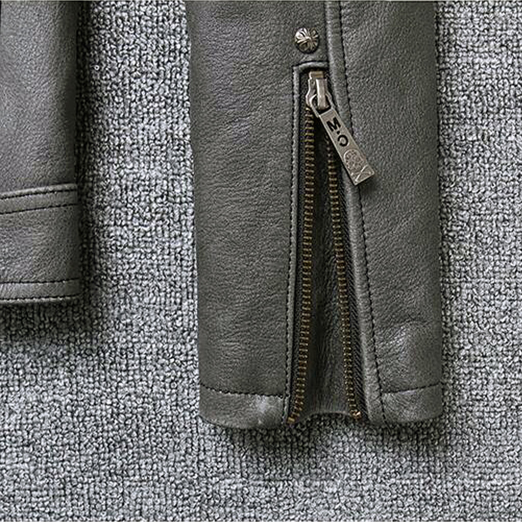 Grå Läderjacka Med Dödskalle