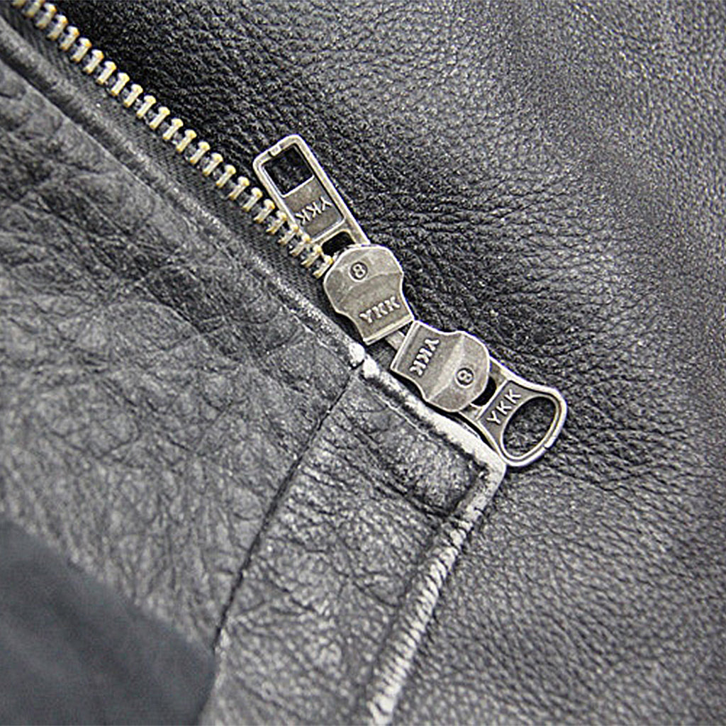 Grå Biker Skinnjacka Med Dödskallemotiv