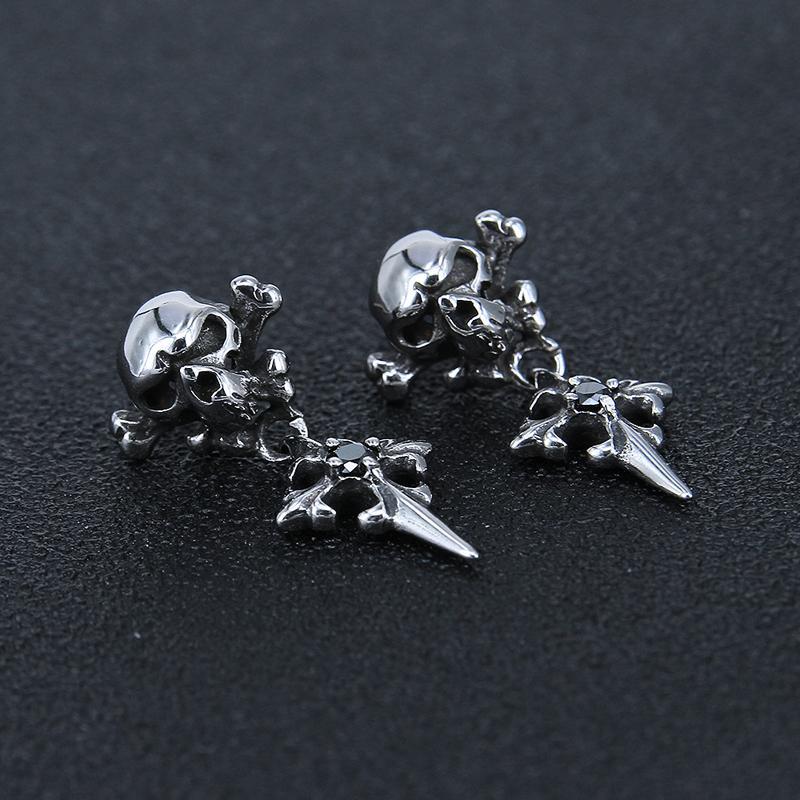 Örhängen Hängande Krucifix