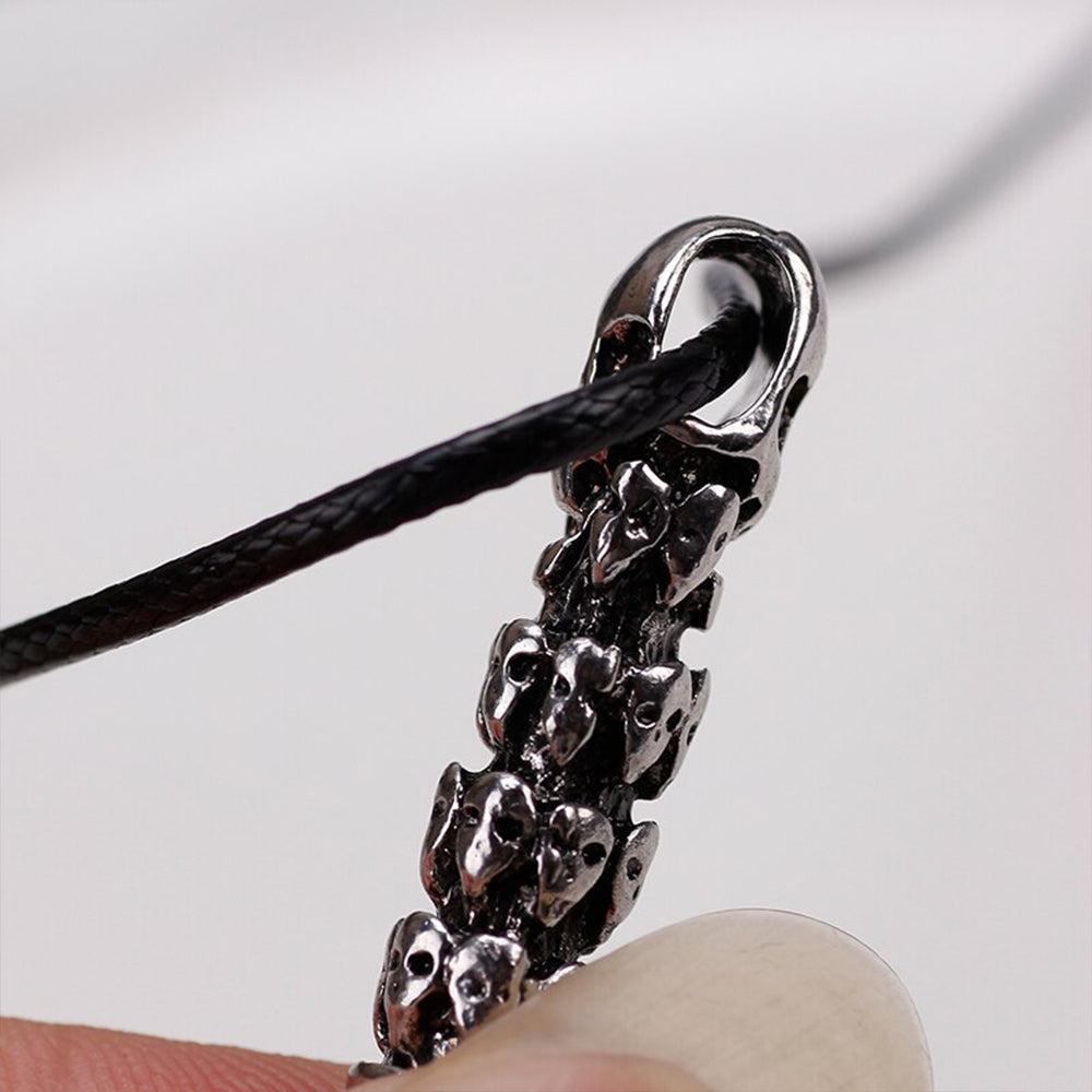 Halsband Med Silverfärgad Dödskalle-Patron