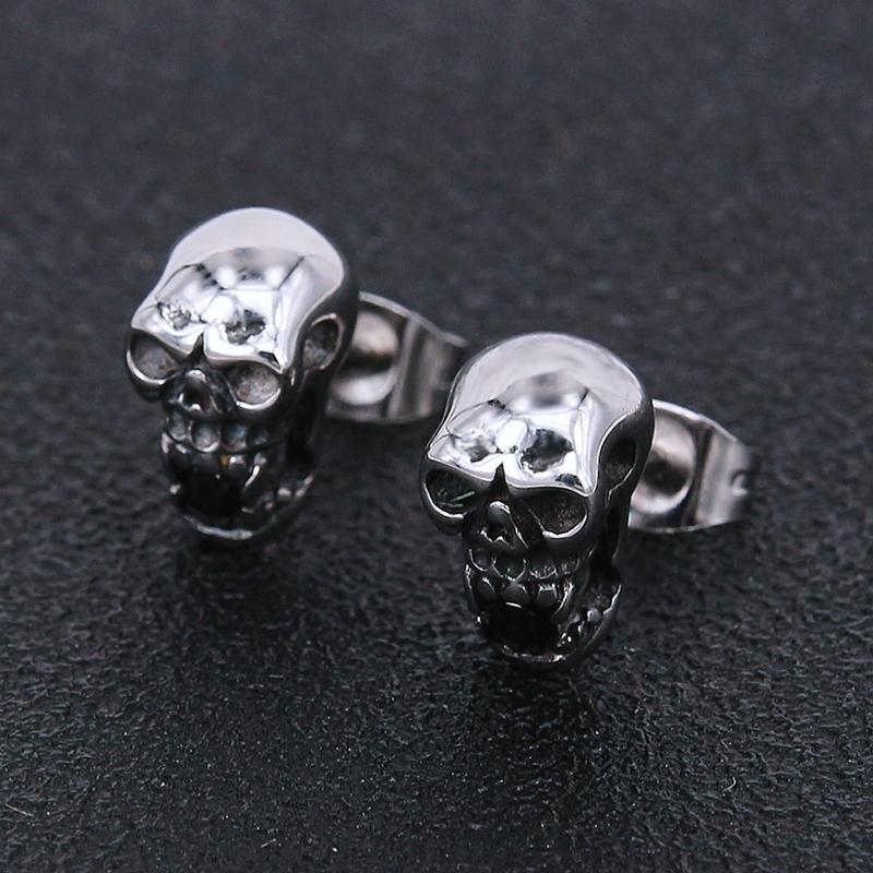 Zirkon Örhängen Med Dödskalle