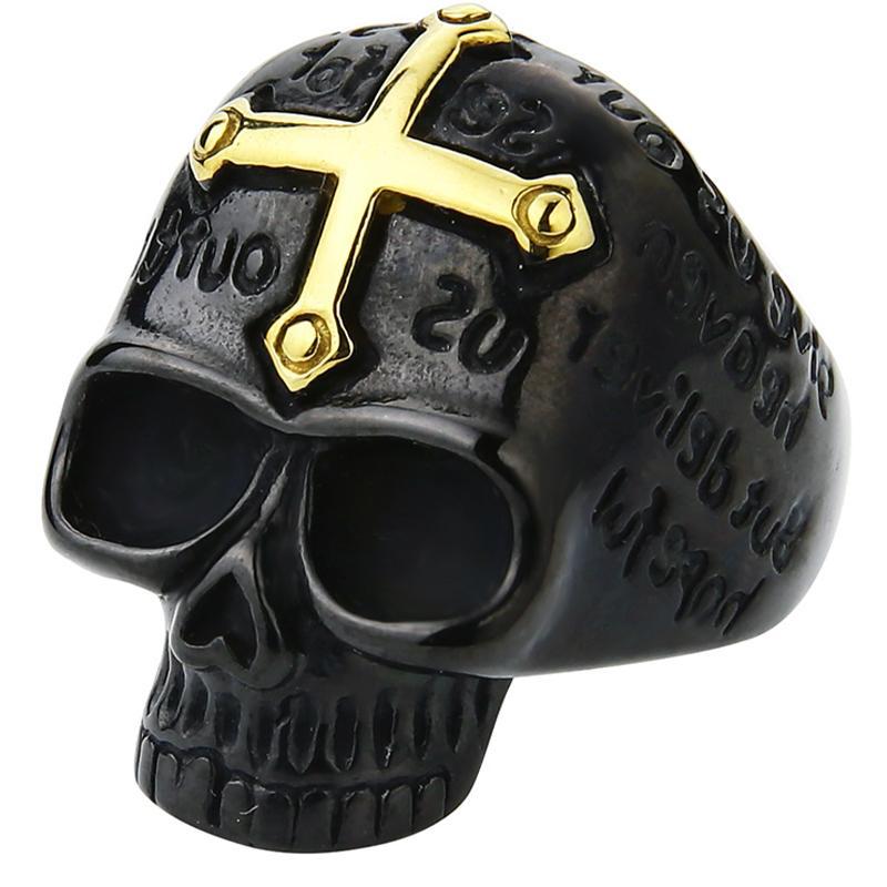 Svart Stålring Med Guldfärgat Kors