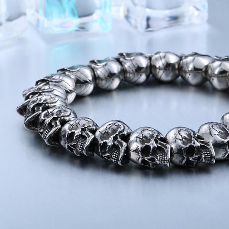 Armband Med Dödskallar