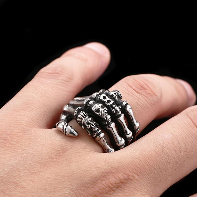 Dödskallering Skeleton Hand (Stål)
