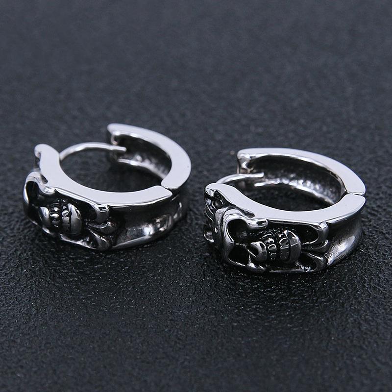 Dödskalle Örhängen Stål