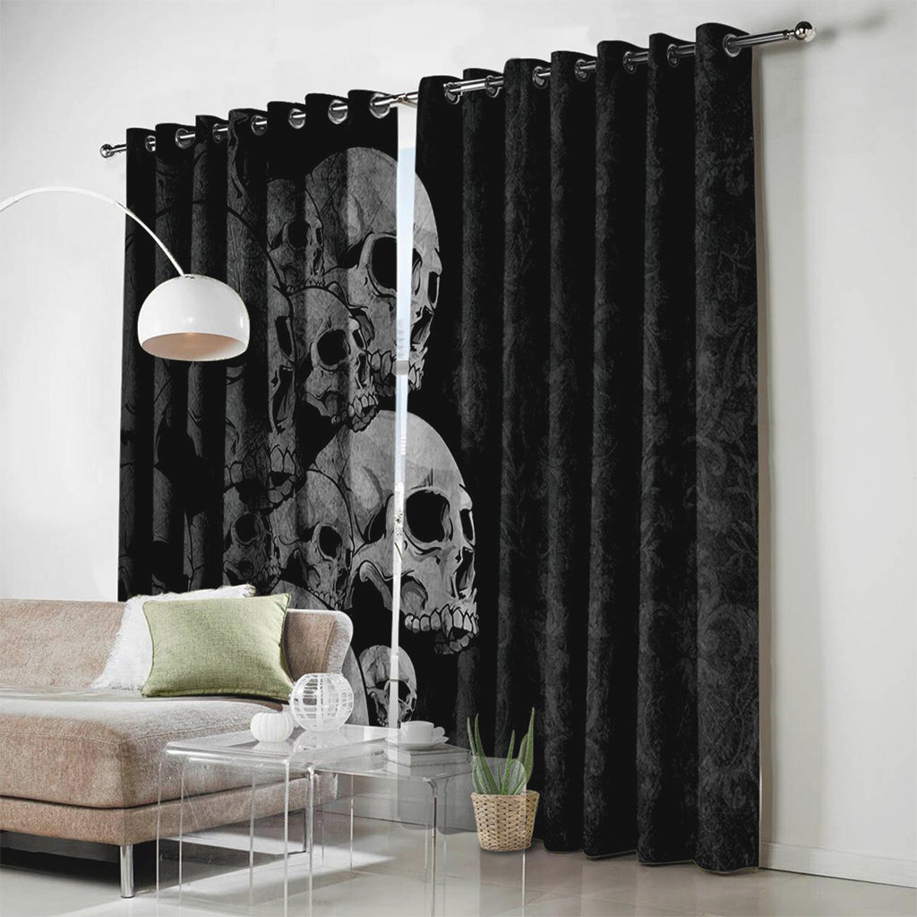 Svarta Gardiner Med Dödskallar