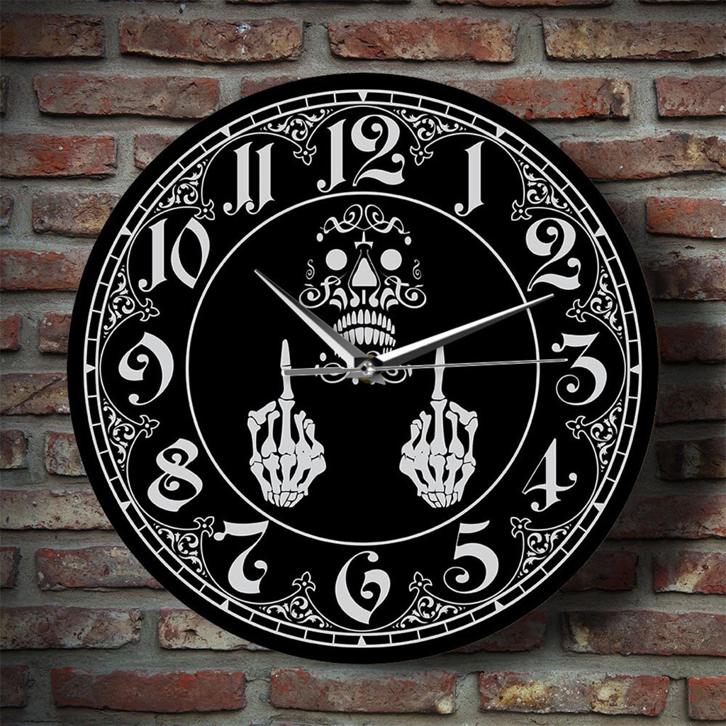 Svart Klocka Med Kranium