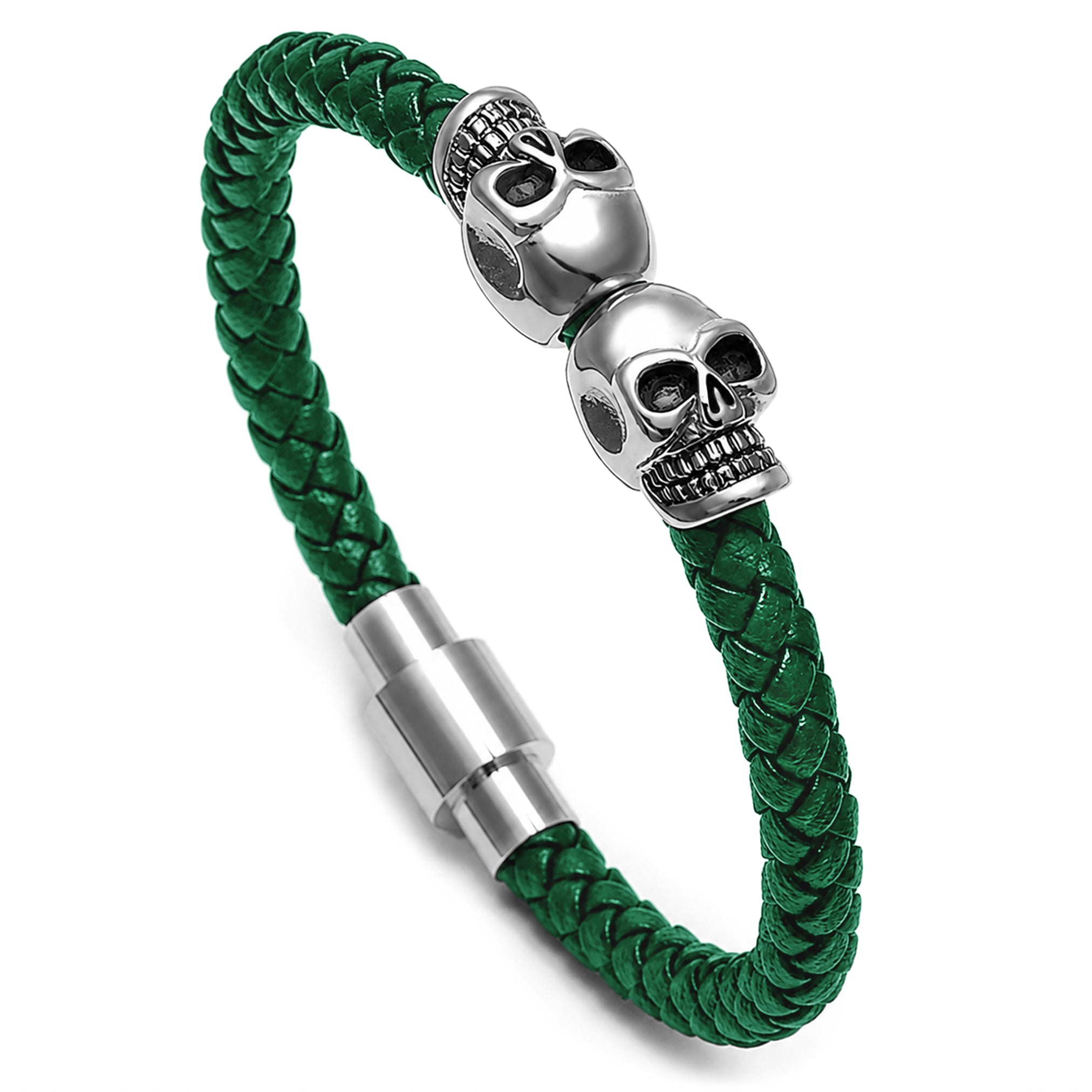 Grönt läderarmband av äkta läder med två dödskallar av rostfritt stål