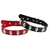 Choker Halsband Rött Läder Med Dödskallar